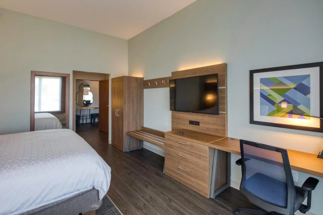Hotel Holiday Inn Express & Suites - Charlotte - South End By Ihg